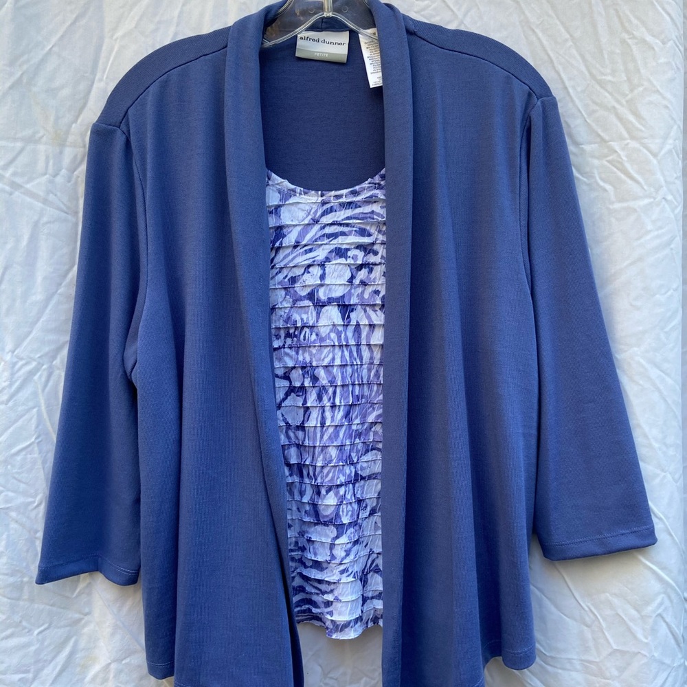 NWOT Alfred Dunner Top PM